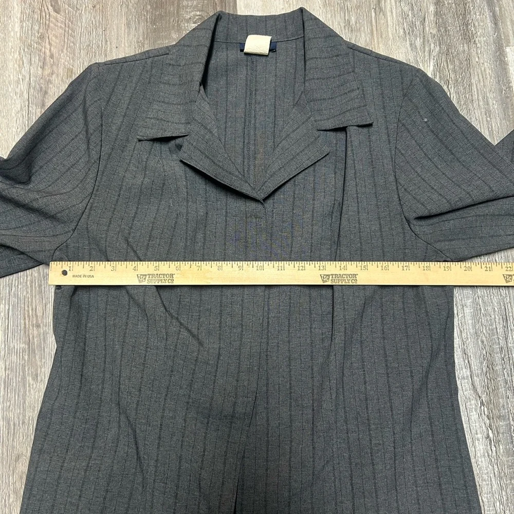 Women’s Rag Gray/black Pin Striped Blazer Size 16